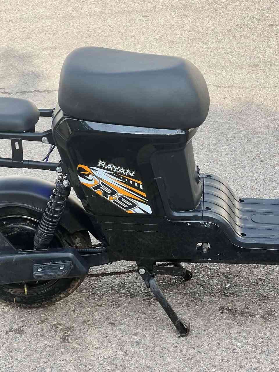 R9 • ٥ بطاريات • موصل جانب الايسر