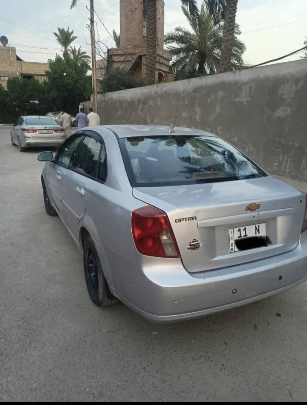🚗 للبيع أوبترا 2006 – رقم بغداد
📍 بغداد / الدورة
📄 السيارة باسمي، والبيع تحويل مباشر

🔹 أوتماتيك
🔹 التبريد شغال
🔹 السيارة كاملة وما بيها أي نقص فقط اشياء راح اذكرها.
🔹 أبيعها صبغ حزام بدون دواخل
🔹 بيها 5 قطع رش صبغ، بسبب طخطخات خفيفة وآثار الجراد
🔹 الجراد خفيف بالبنيـد والقمارة والجنطة

⚠️ السيارة بيها تفتفة/تذبذب بالرون عند بداية التشغيل لثواني وبعدها تستقر، وتحتاج فحص ضفيرة كهرباء المكينة أو الحساسات.

❄️ أكو ترسبات بالفريز، والتبريد شغال، ويحتاج تبديل/تنظيف فريز حسب رغبة المشتري.

💰 السعر: 50

📞 ‏‪***********‬‏  . واتساب
