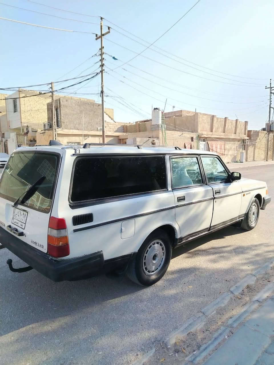 فالفو موديل 1992 رقم بغداد للبيع تخم تاير تبريد ويه السويج سياره جاهزه كير عادي التواصل***********
عنوان النجف
