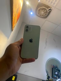 ايفون 12 pro عادي مساحه 128 جهاز نضيف حيل للاستفسار رقم واتساب 0789045...