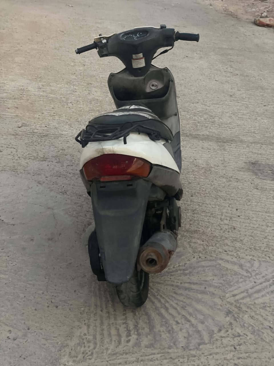 ادرس ياباني قديم للبيع السعرب350وبيه مجال بسيط نوزل ماطور حلوه وجاهز سلف كهربائيات شغاله يرادله ترتيب بس كوت خاجيه شارع 40 موبايل ***********
خاص مااردمكلف بالنشر
