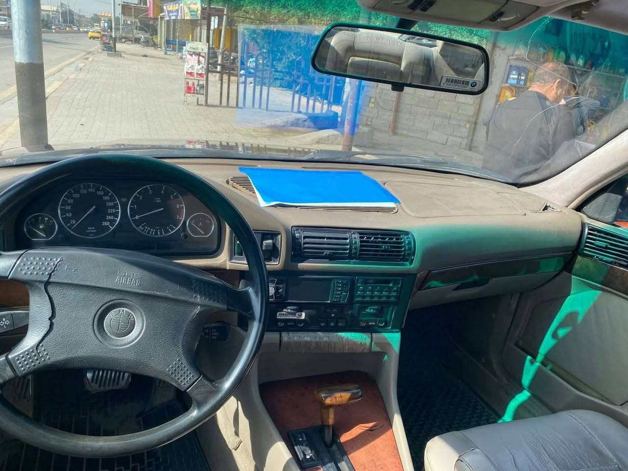مكلف بنشر
سياره 535 محرك مفتوح رقم بغداد فول مواصفات 
كشنات كهرباء 
تبريد ثلج 
مكينه شرط
كير حلو
كهربائيات بلاديه ابد مملعوب بيه 
سياره نقصهه دبلات خلفيه وبوش هوزن 
والباقي جاهزة السياره مكان السياره بالسماوة 
السعر 60 
للاستفسار ***********
