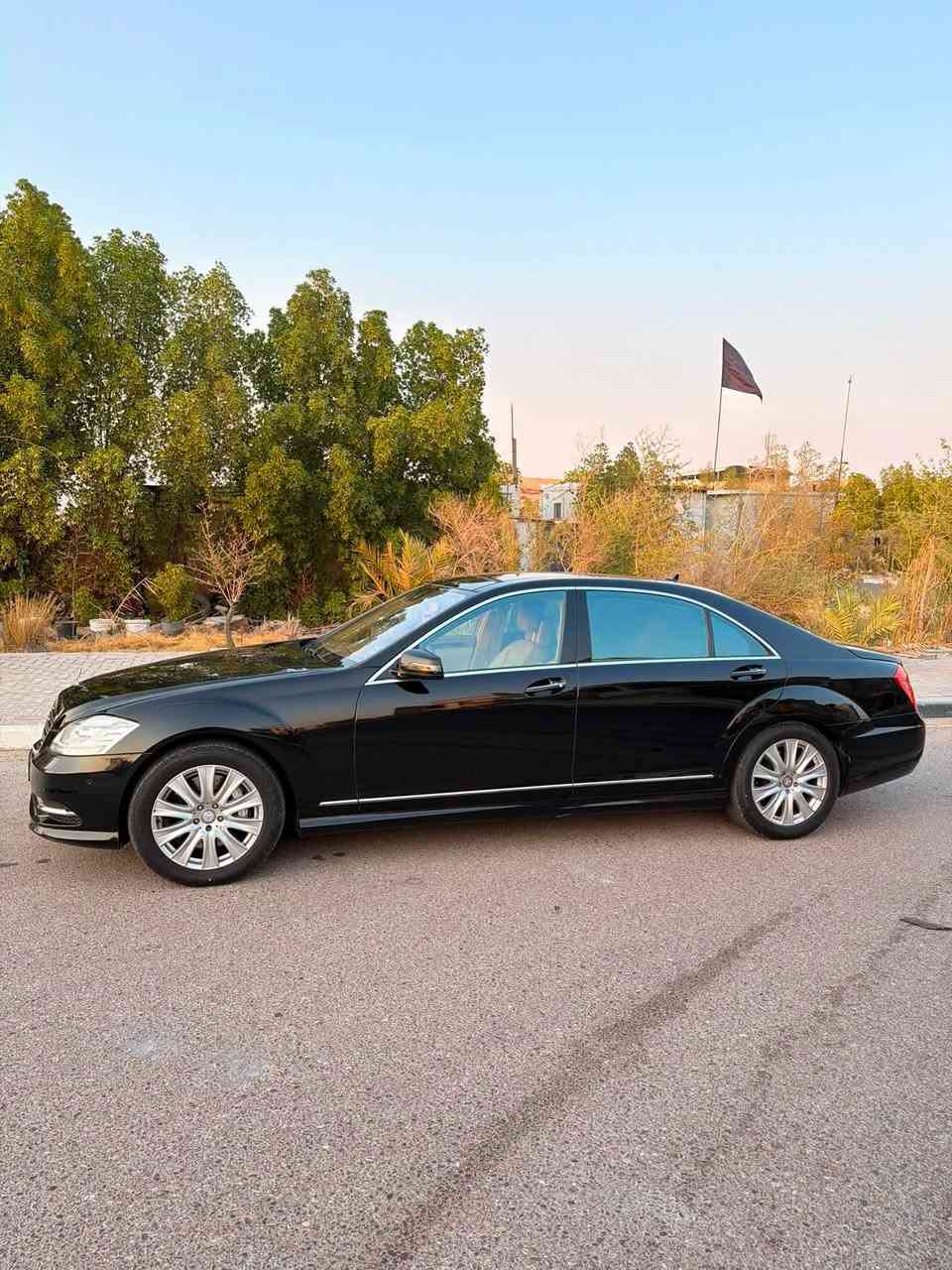مارسدس S500 مديل 2013

سيارة مكفولة من الصبغ والضربة حتى الدعاميات وارد خليجي فول مواصفات باب طويل بانوراما  ناضور ليلي سيارة جديدة كلش مخزنه استعمال قليل بعدها بوضع الوكاله ماشيه 100 رقم بصرة بسمي   السعر 280 للستفسار : ***********
