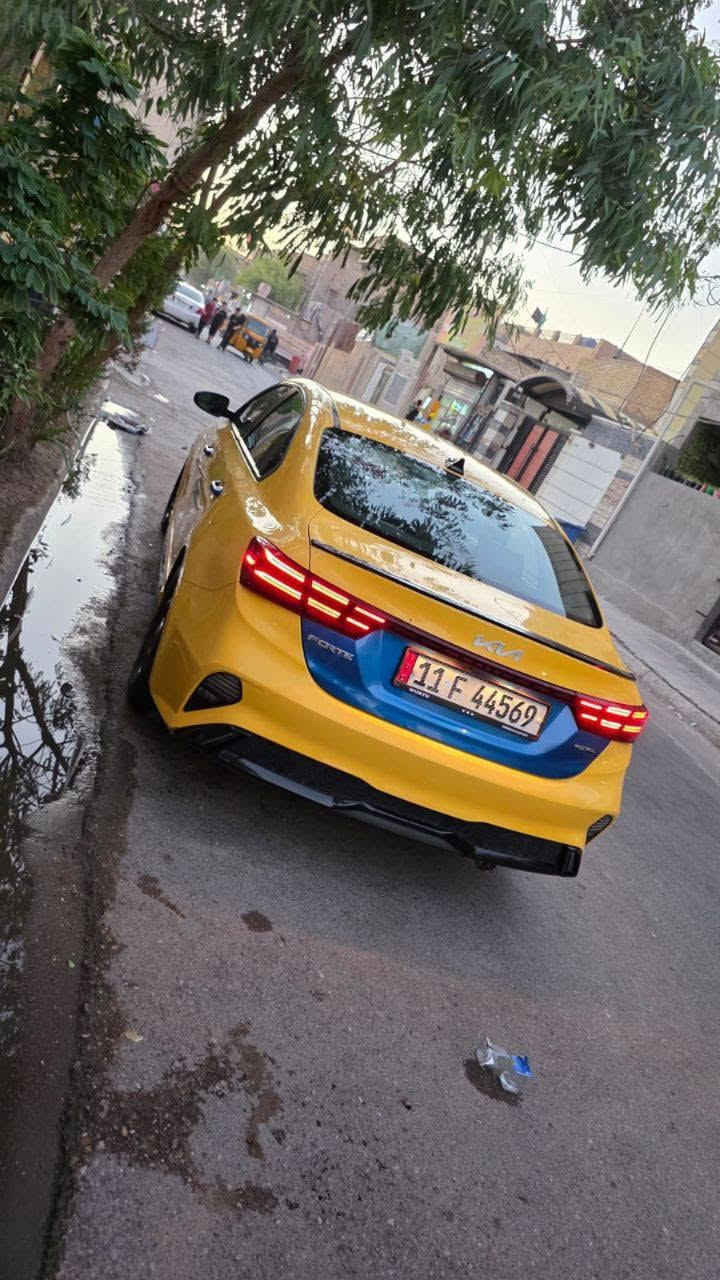 السلام عليكم
كيا فورتي 2022 GT LINE 
بيها منظومة غاز
محورهة گير it 
مكينه 2000 دوش
رادار توقف 
مانع انزلاق 
تحكمات ستيرن 
تبريد ثلج 
انضمة قيادة متعدد 
رقم بغداد بأسمي شخصياً تحويل مباشر 
- عنوانها بغداد السعر 115 و بيه مجال 
***********
