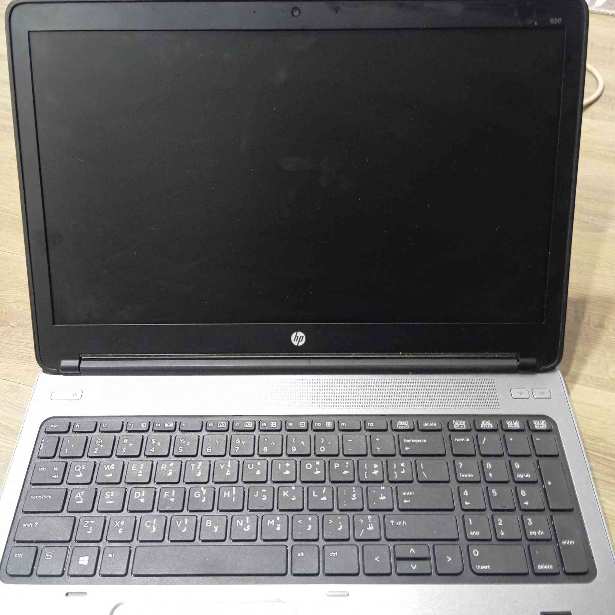 لابتوب hp جيل رابع
رام 8 
هارد SSD 256
 حجم الشاشه 15.6
سعر 175وبيه مجال 
 ***********/ واتساب
