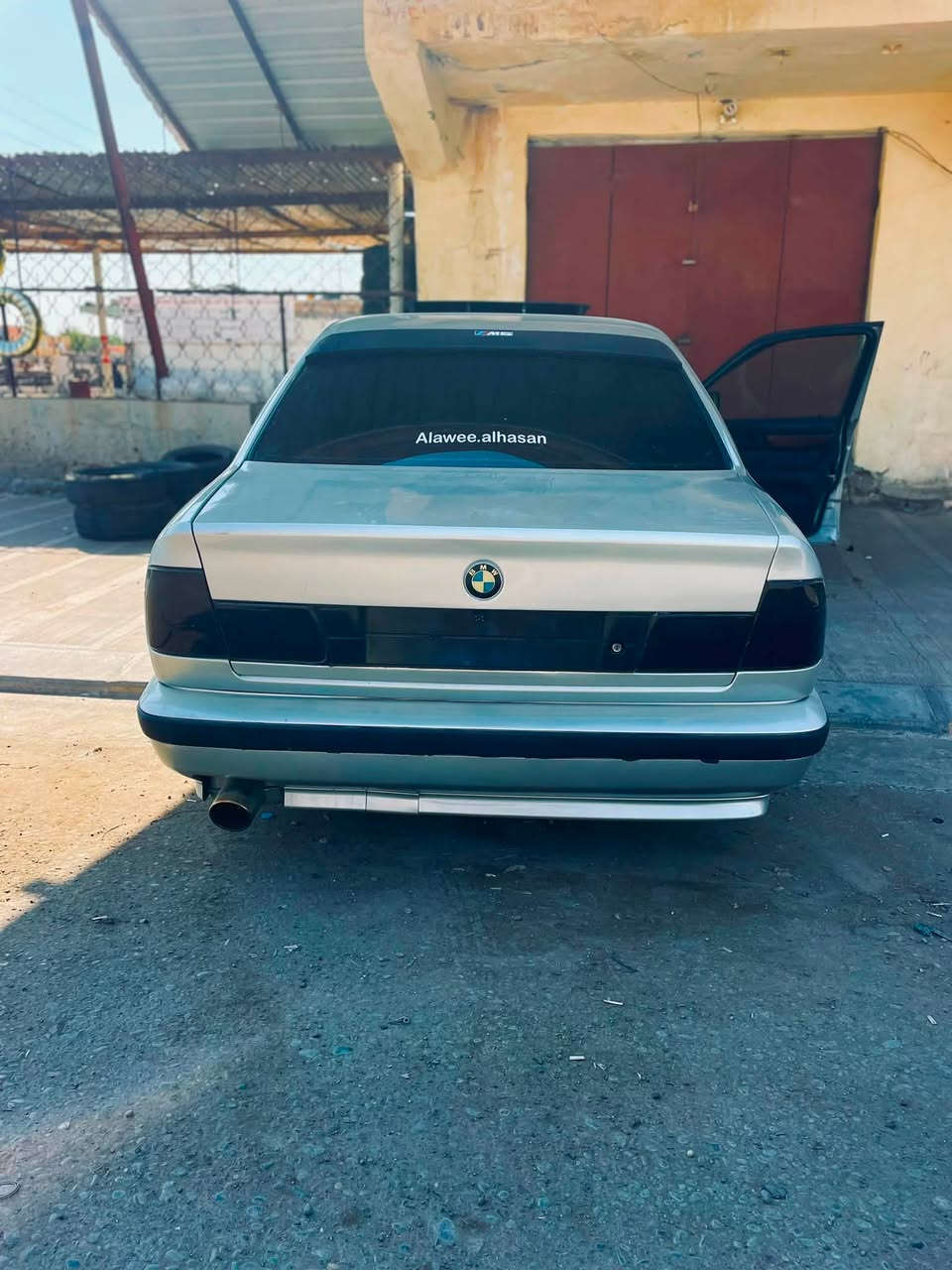 للبيع فقط. 525i السعر 60 وبيها مجال.. شرط شلعتها كير عادي شرط
فول اوتوماتيك مسكر عدل مكينه وكير كصه قبل شهرين شادها شرط لا تنقيص لابخار شلعه ومعدل شرط تاكل الكاع شرط ترايك 220 بجم
عريض تبريد ثلج غرفه جلد شغل رقم واحد بلادي  كهربائيه تكمات كلها شغاله 
تدفئه نار
دبل ايرباك
كهربايات شرط السياره ربع فقط جام مكسور الامامي ما تصرف عليها ربع ادامه كامله دهن مبدله قبل يوم السياره عضمته حلوه حيل دعاميات m خلفي وامامي
رقم الدولي مدفوع كامل بس تستلم الوحات بدون غرامات .
صبغ عام جماليه بدون حادث
للاستفسار اكثر هـ***********
واتساب فقط ***********
