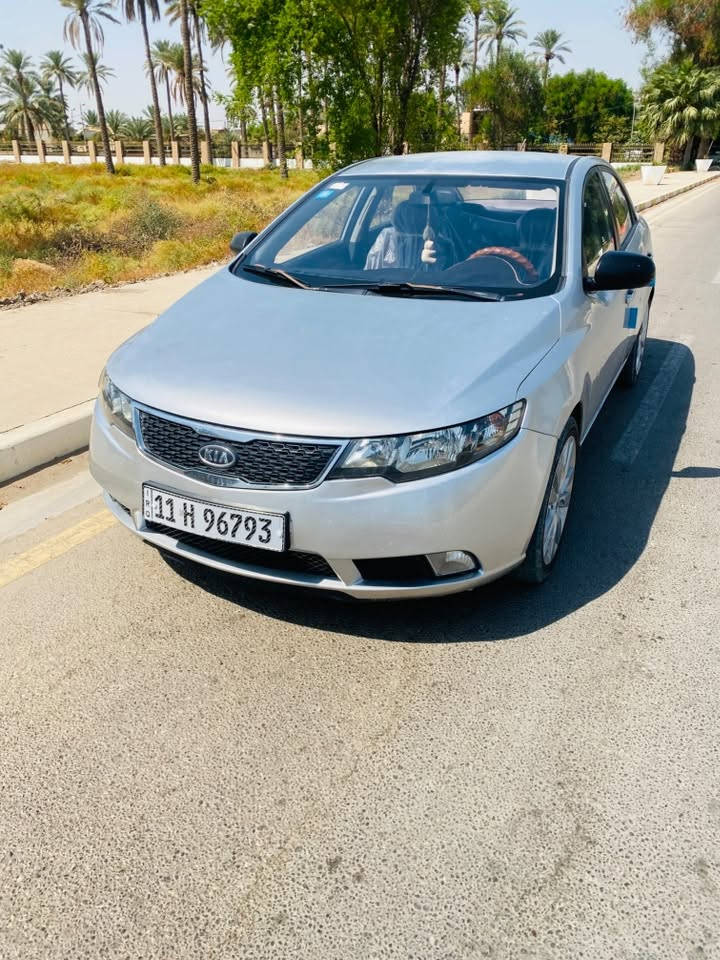 سيراتو للبيع ٢٠١٢ وارد خليجي مواصفات مابيه اي نقص بدون قطره صبع   بيه بارد بسيطه مكفوله من اي ضربه مكفول تكم شواصي لغود تبريد تدفئه مكينه كير مابيه اي نقص  كير ٦ نمر محرك ١٦٠٠ رقم بغداد بدون غرامات تحويل مباشر السعر90 وبيه مجال العنوان بابل السده مفرك الفراشه للاستفسار لاتصال عل الرقم ***********
