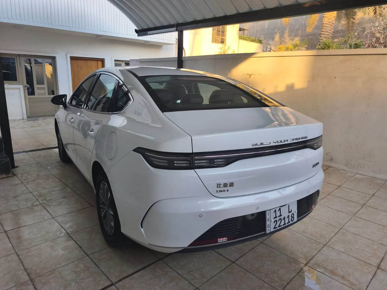 بيوايدي دستروير موديل 2025 ماشيه 5000 سياره جديده واخت زيرو انطخت عدنه وصار بيها تبديل جاملغ وبنيد اصليات بيدون صبغ رقم بغداد وجاهزه من النقوصات السعر 18 مليون دينار وصورها قبل تبديل القطع عندي 
***********
***********
