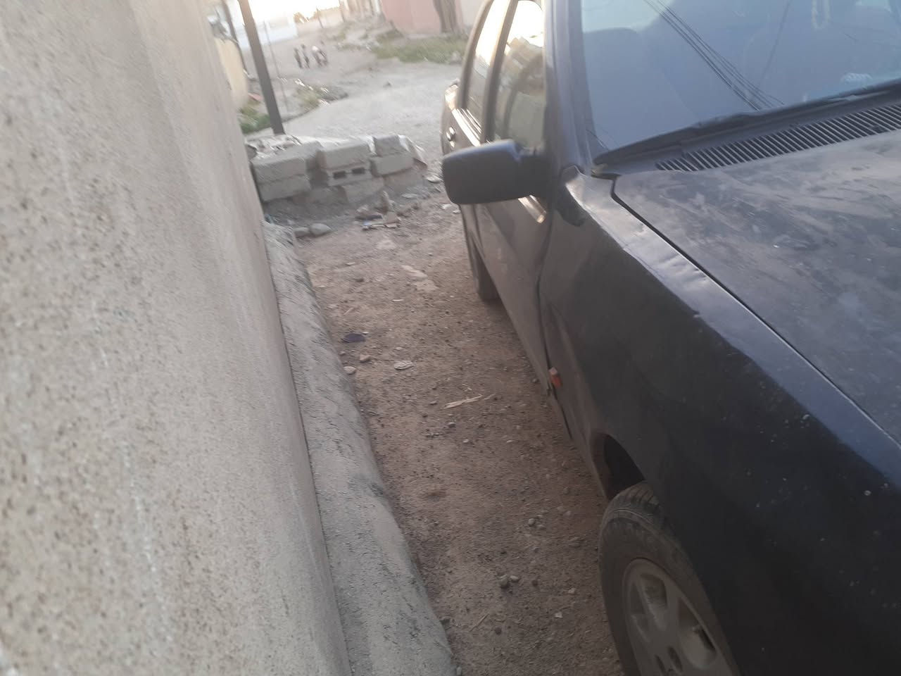 السلام عليكم سياره فورد سيرو حجم 20 البيع رقم اخضر سنويه بيضه صاحبه مسافر ويل كب اصلي زوج تايرات جدي
 د محرك جمل السعر ٤ ورقات
 علما السياره شغاله نكره سلف جاهزه
الاتصال عل رقم ***********
