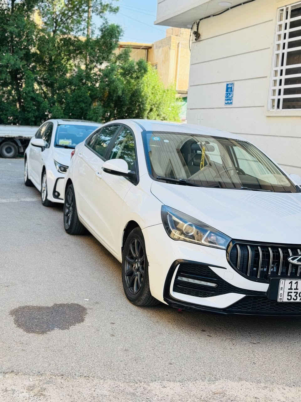 السلام عليكم
Chery Arrizo 5
موديل 2025
السياره بعدهه بضمان الشركه
السياره ماشيه 62 الف كيلو 
السياره بيهه طخه خفيفه بل جاملخ الايمن الامامي و موضح بل صوره 
السياره بعدهي جديده شغل وطلع 
السعر شده يعني 100ورقه و بيهه مجال 
مكان السياره بغداد رحمانيه الجعيفر قرب مركز الجعيفر 
للتواصل *********** متوفر واتساب و اتصال فقط
