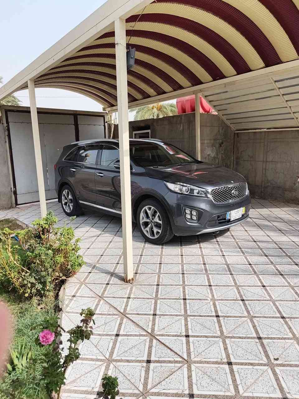 السلام عليكم سورنتو ٢٠١٦وارد كوري السياره مطببها من كوريا الشمالية على أيدي مال جناي تجي طابق المنفيس والسنويه السياره بأسمي شخصيأ مكفوله كفاله عامه ماعدا شبر بلبنيد كير مكينه حداديه تخم تاير كلها شركه تبريد ثلج مكينه شرط سبانه مامفتره عليه كشنات جلد كامرات محيطيه حساسات اشاير بلمري كشنات  تدفئه تبريد مقاعد كهربائية محرك كاز سوبر السياره جديدة كلش احلى من الصور السعر ١٦٥وبيها مجال العنوان الديوانية للأستفسار  ***********/***********
