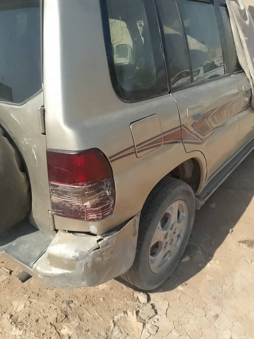 باجيرو 2000رقم شمالي راعيه موجود سليمانيه 45اتريدتحويل اتريد وكاله العنوان بغداد رقم الهاتف ***********
