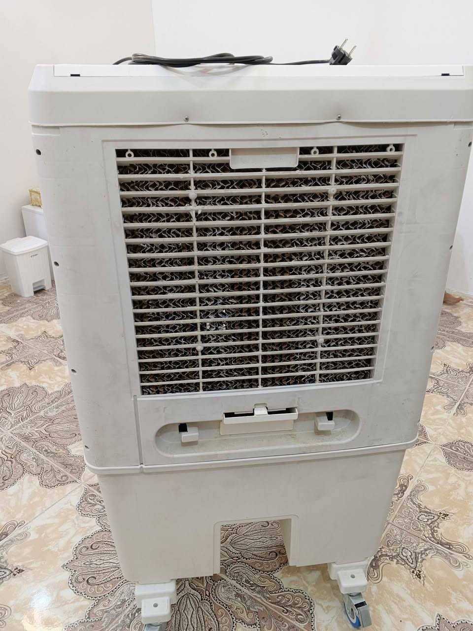 مبرده كامله مكمله لبيع شغاله وتبريده حلو
عنوان البصره الابله 
استفسار ***********

