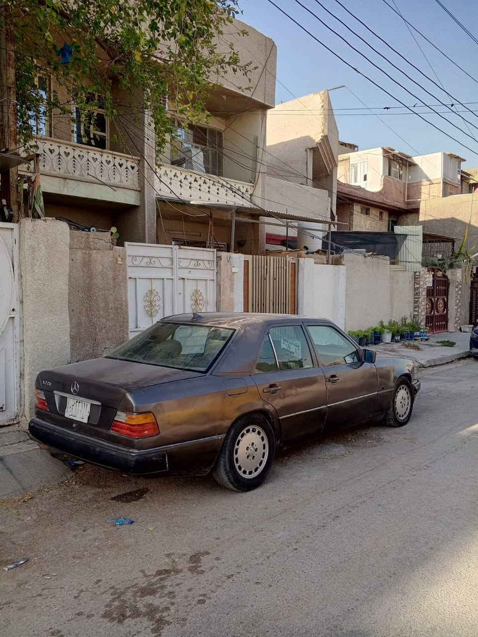 ب 28 قفل قفل متوازي
مارسدس 1987
كير ومكينه بطة 3000
 بيها منظومةغاز 60 لتر
صدر امامي خلفي 70بلمية 
شواصي مكفولة 
مصبوغة جديد اثر جراد 
بدون ضربة
غرفتها جديدة 
رقم بغداد تحويل مباشر 
السعر : 28 قفل قفل 
العنوان : بغداد 
الرقم : ***********

