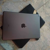 ايباد ٩ • ٦٤ • مكفول
