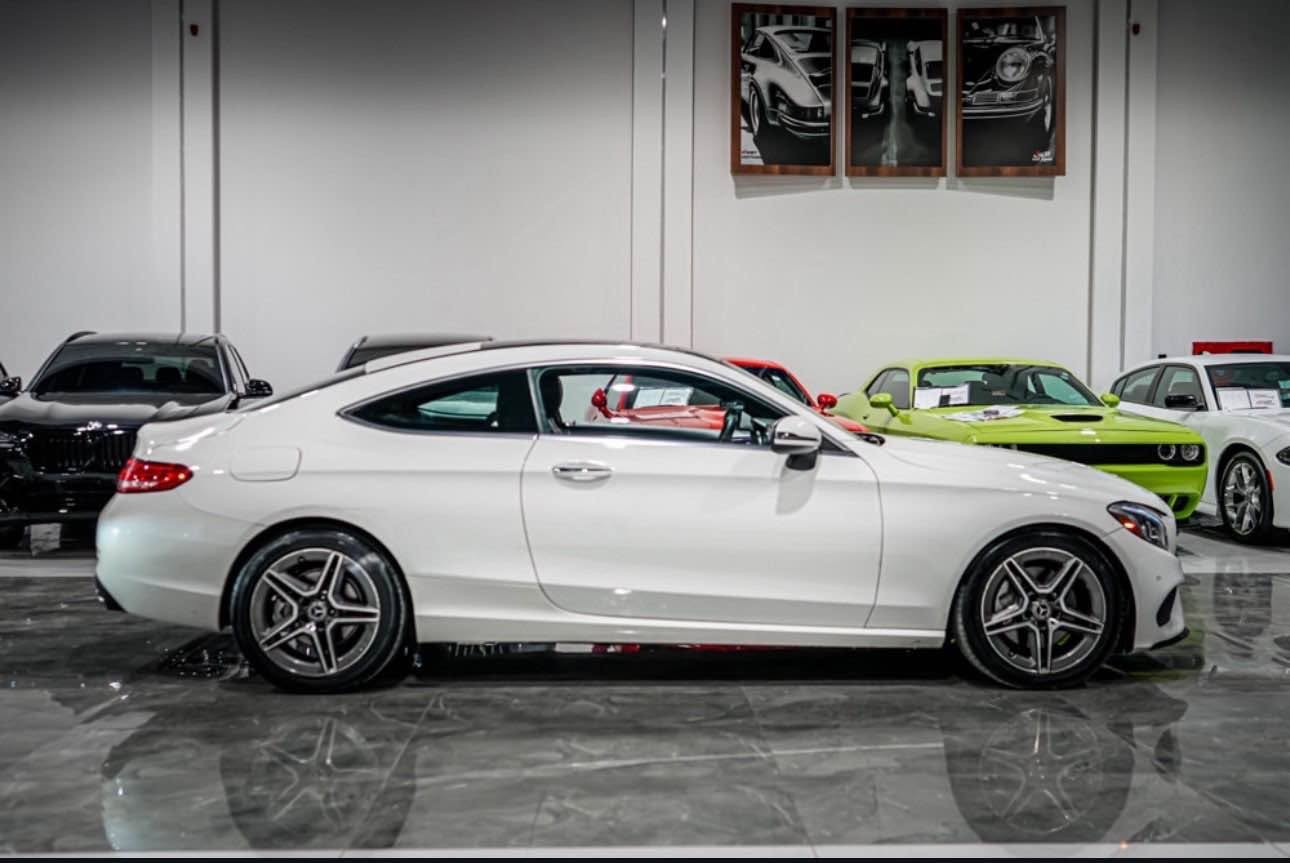 Mercedes c class coupe 
مۆدێل2017 
66مایل ڕۆشتیە 
2شوێن تعدیلی هەیە 
￼نیو بۆنیت بۆیاغ
185 وەرەقە 
*********** أربيل, العراق
