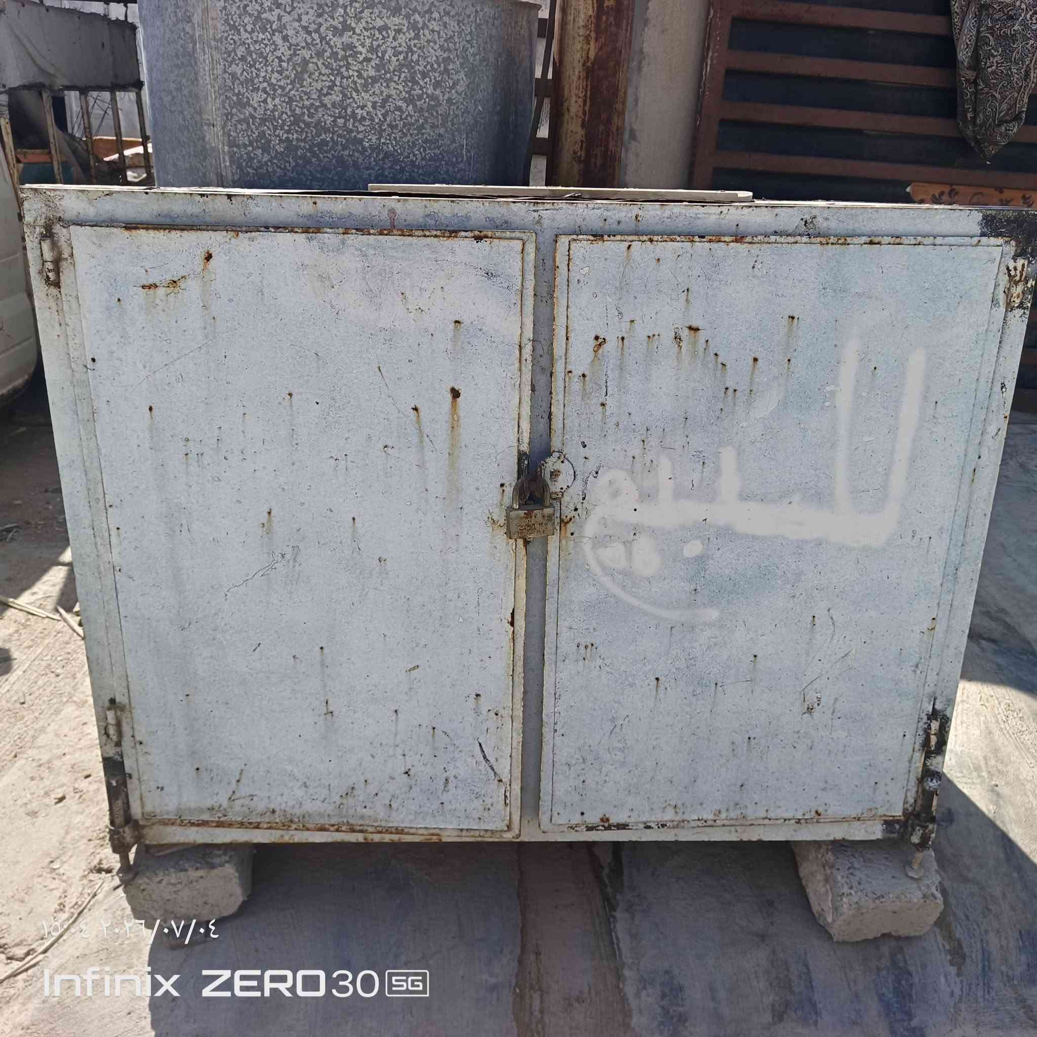 ثميز حديد للبيع سعر 100الف عنوان كركوك دوميز منطقة 55 للاستفسار الاتصال على الرقم ***********

نص مكتوب في الصور:
- 10:04 2026/07/04
- Infinix ZERO30 5G
- ١٠ : ٤ ٢٠٢٦/٠٧/٠٤ Infinix ZERO 30 5G
- 15:04 2026/07/04
- Infinix ZERO 30 5G
- ١٠:٥٠ ٢٦/٠٧/٢٠٢٤