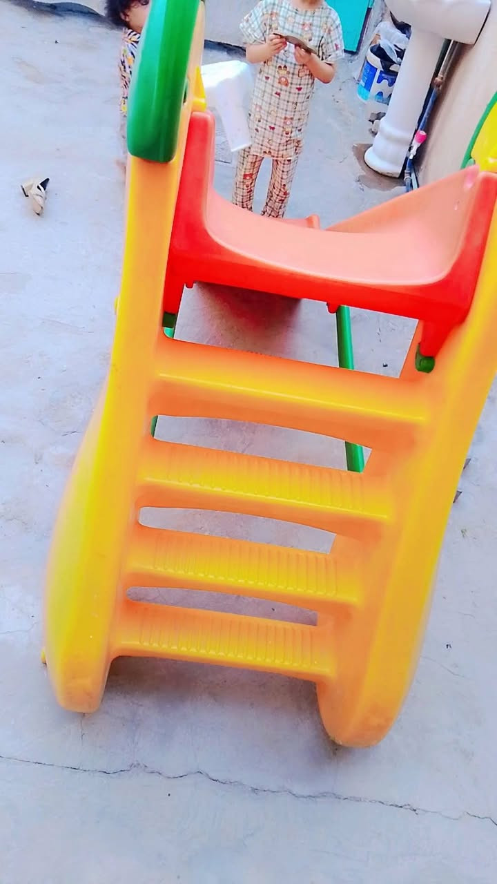 زحليقه اخت الجديده للبيع للاستفسار ***********
