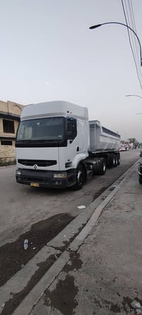 رينو • ٢٠٠١ • عربانة ٢٥م