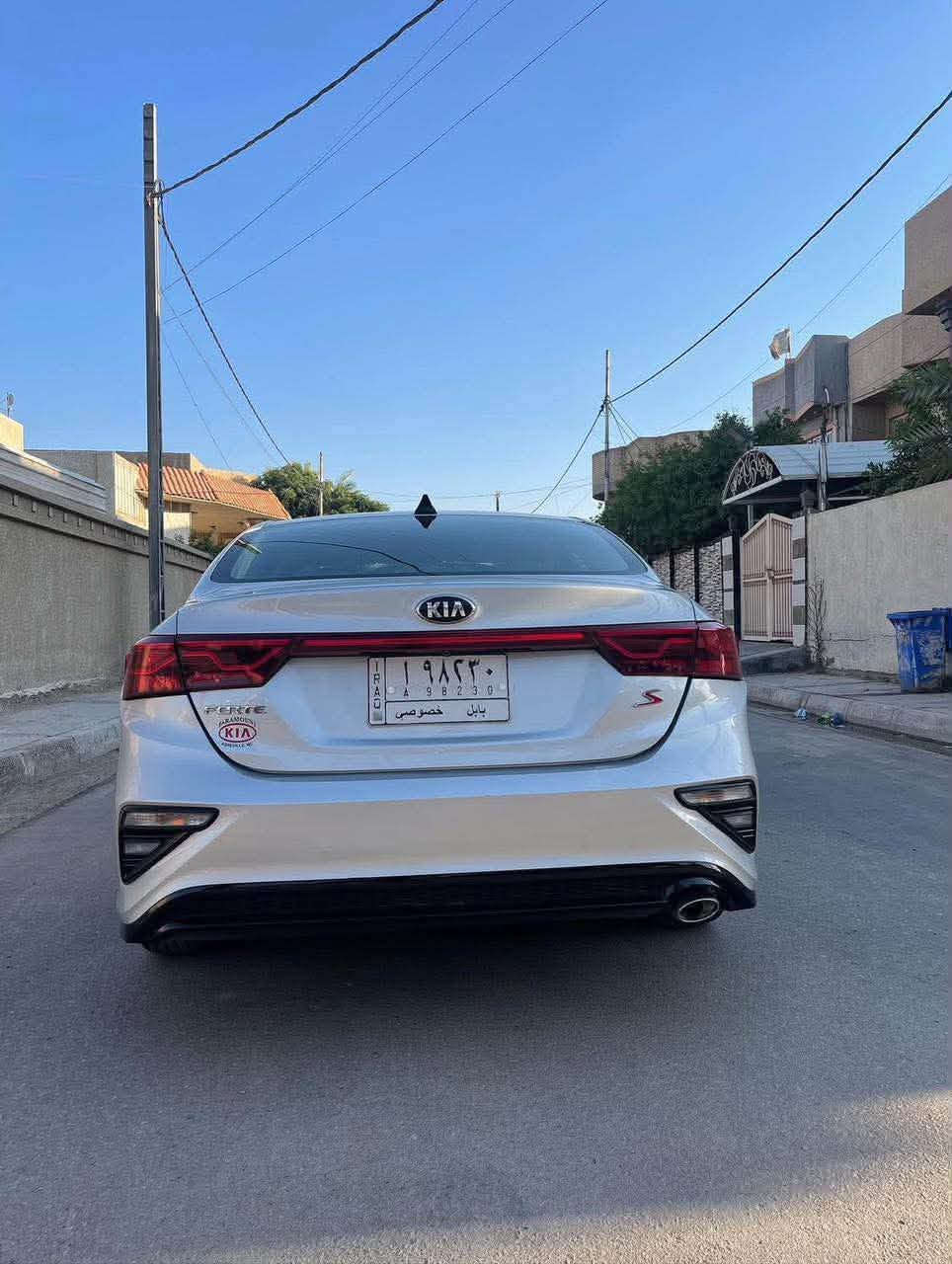 سلام عليكم
فورتي موديل 19 

رقم بابل 

صبغ حزام سياره 

ماشيه 53 الف ميل حقيقي

كير اي تي مبدل

محرك سليم 

تجي فتحه 

ورادار 

تحكمات 

شاشه 

مكانه بغداد حي عامل

تفاصيله مذكوره 

سنويه صاره فتره قليله من سقطت

اتصال *********** 

سعره 117
