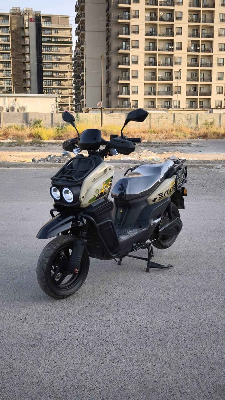 السلام عليكم
دراجة اباتشي SAIGE موديل 2025 شهر 11

ملف 2000 حقيقي 
بطاريات عدد 6 مسطرة ( شرط الفحص! )

الدراجه كفالة عامه 
المواصفات 
-
بصمات عدد 2 سويتشات 2 
بريكات ABS خلفي دبل عمبار 
وسرعة 65حقيقي
الدراجه مدرعة بل كامل 
وتايرات حجم 12/70/120 وبعد معروفة الاباتشي بالمواصفات 
السعر 900 وبيها مجال بسيط 

العنوان - بغداد حي الجهاد 

للاستفسار 
*********** آسيا 
واتساب 
***********
