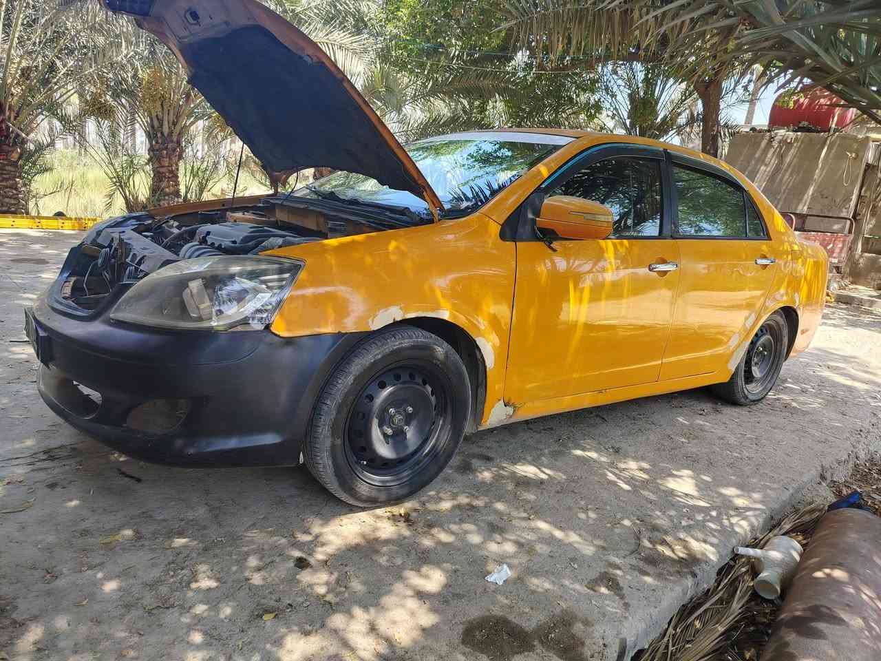 السلام عليكم للبيع جيلي موبل ٢٠١١ رقم نجف
مكينه وكير جدد 

تبريد ثلج 🥶

حداديه ٧٠ بلميه

تخم تاير جديد كهربائيات كله شغاله 

بيه تلحيضات معجون اثر خياس عوزهن صبغ ولباقي جاهزه

سعر ٣٧ وبيه مجال مكاني ديوانيه الشاميه ***********
