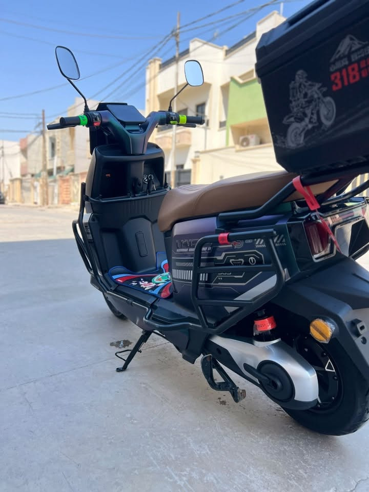 السلام عليكم 

ماطور شحن الصاعقة وحش الكون زيروً زيرو مستخدم سبوع فقط وصل موجود بيع مستعجل السعر خابر على الرقم 

*********** بي واستاب 
مكاني موصل ايسر
