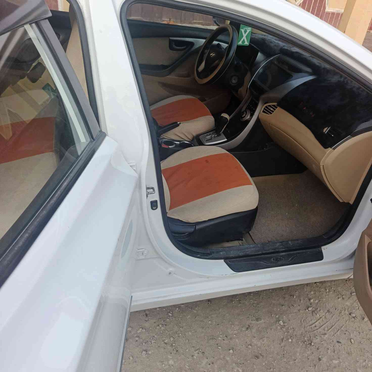 الانتره 14فول مواصفات
مكفوله كفاله عامه 
رقم بغداد باسمي 
مكينه 1800دوش 
سعر122وبيه مجال 
رقمي ***********
***********
