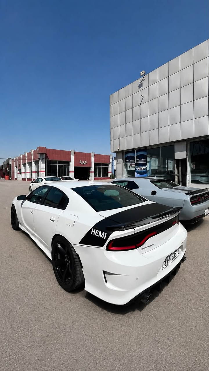 ‏ DODGE CHARGER 2018 R/T
دوج جارجر ار تي R/T موديل 2018

صور الضرر موجودة بدون ايرباك وسونار 

•المواصفات :

▪️السيارة: دودج جارجر R/T

▪️الموديل: 2018

▪️المحرك: 5.7L (ثمانية سلندر)

▪️لايتات زينون عالي ناصي مع حاجب LED متغير 

▪️بصمات عدد 2 للأبواب مع بصمة تشغيل

▪️كامرة خلفية دوارة اصل مع الستيرن

▪️حساس خلفي

▪️شاشة حجم كبير

▪️كشنات السيارة جلد 

▪️تحكم فول كهرباء لكرسي 

▪️تبريد قطعتين امامي وخلفي

▪️سستم صوت الپاين ALPINE 

▪️تشغيل عن بعد

▪️سبويلر في الجنطة 

▪️تدفئة وتبريد كشنات 

▪️شفتات ستيرن 

▪️كزوز بلادي

▪️تحكم ستيرن جهتين بلوتوث وحاكية وكروس سرعة وتحكم صوت 

▪️نظام ABS مانع انزلاق

▪️كشنات خزن ميموري 

▪️ويل نجمة وتخم تاير جديد

▪️رادار جانبي

▪️مرايا الجانبية والوسطية تعتيم ذاتي 

◼️عداد المشي 87 الف 

سنوية ورقم جديد بسمي شرط التحويل 

السيارة عليها ادامة كاملة وبدون نقص صدر وبرمجة مراوح  وتنظيف غرفةالاحتراق وجاهزة ..

السعر المطلوب : 170ورقة وبيها المجال.
 
مكانها بغداد 

الاستفسار اتصل ع رقم ***********

نص مكتوب في الصور:
- BidFax.info
- BidFax
