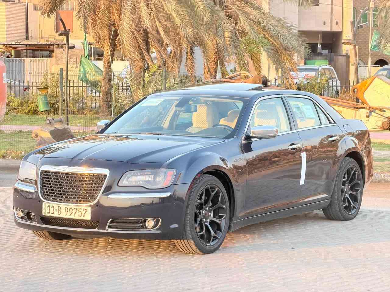 السلام عليكم اوبامة مديل 2012 خليجي كفالة عامة بيهة شوية بارد بين لباب ولجاملغ موصفات ليسارة 
بصمة بنورامة داخل عسلي ويل 20 تويل مكين 5700
رقم بغداد بسمي تحويل مباشر مكاني 
بغداد البلديا وهاذ رقمي ***********
