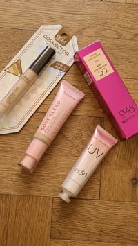 جهاز UV • قطعة • مستحضرات تجميل