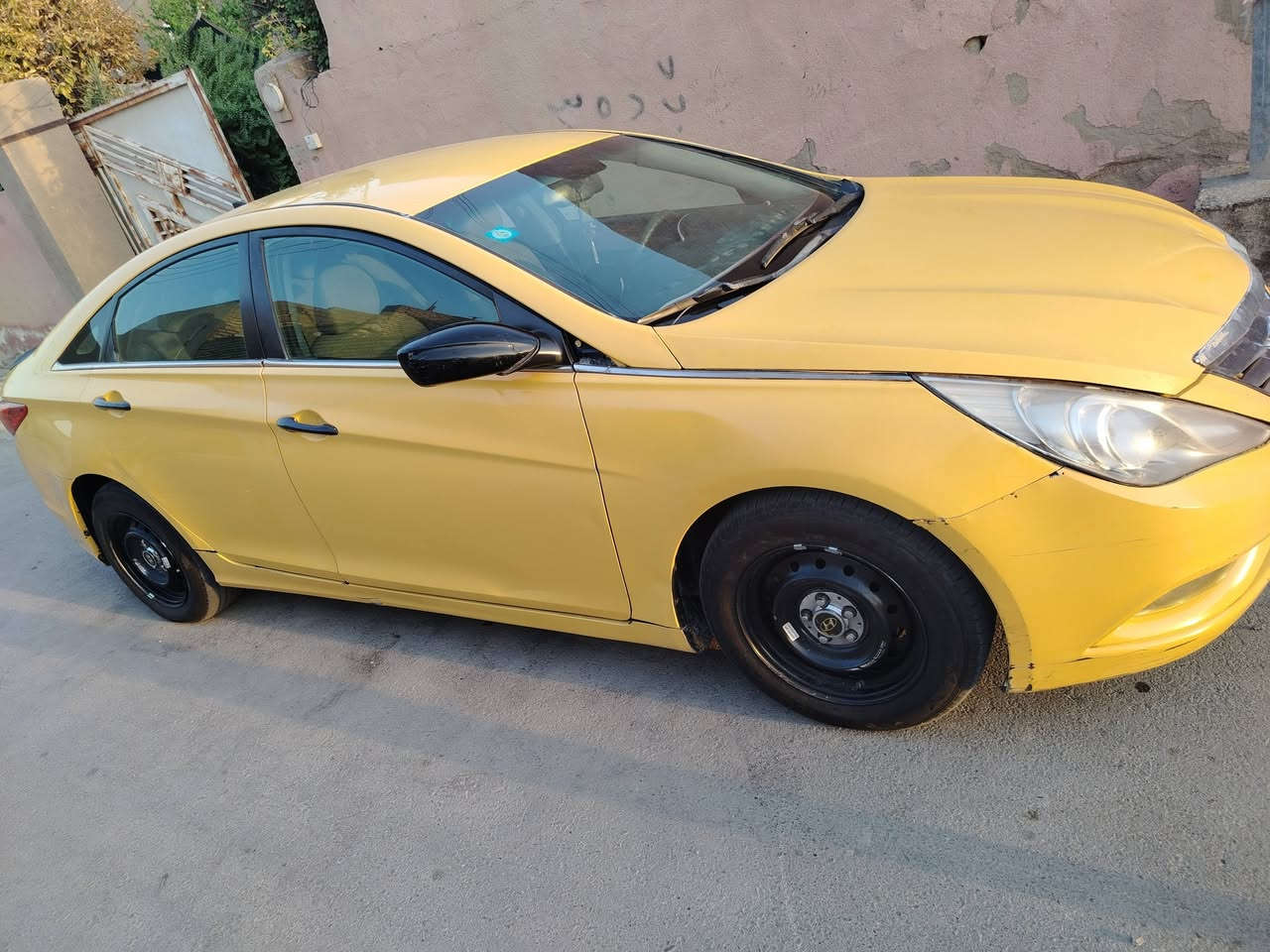 سياره سوناته امريكي بئسمي مكفوله ماعدا الحادث مالته الجايه بيه المدگرالامامي الايمن لتواصل مكاني ذي قار ***********
