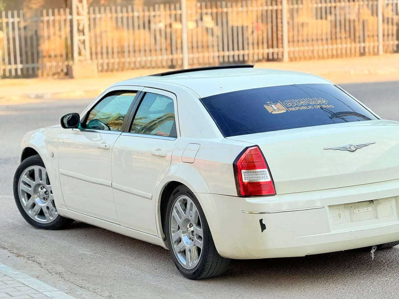 اوباما 2010// ادوات
كلايسر اوباما ٢٠١٠ فتحه فول موصفات 
مكينه كير حداديه كفاله تبريد ثلج سياره بالكارتون 
سياره جاهزه وجديده ادوات / متوئم شمالي  مضبوط ١٠٠٪؜
سياره بيها كصه بالحوض فقط لاقماره ولابجم // السعر بيع مستعجل ٣٨ 
نصبه وجاهزه مكاني النجف للتواصل خاص او الاتصال على رقم ***********
