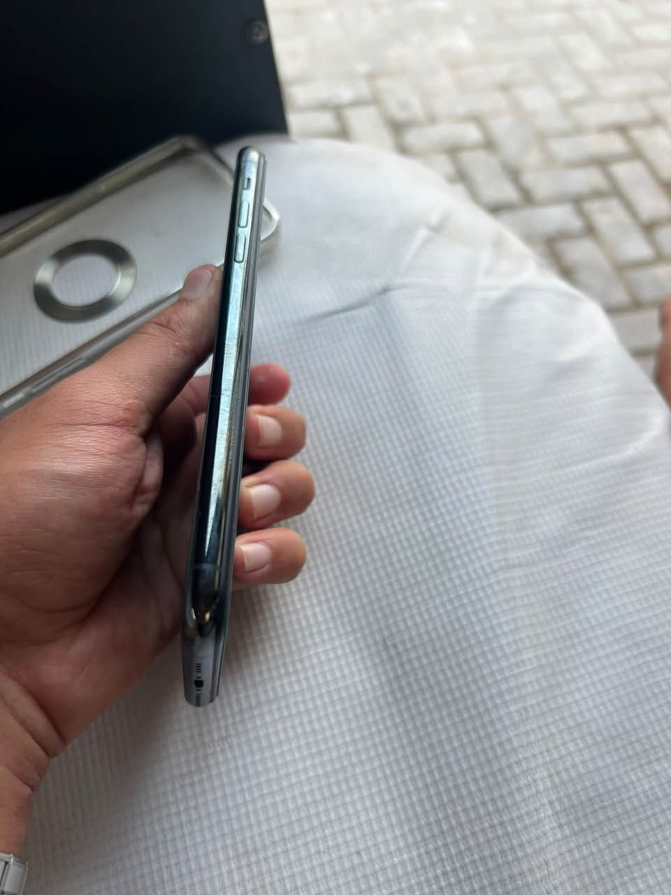 ايفون دعش برو ماكس بدل شاشة حلووو سعرر275 بي مجال الشراي رقم هاتف تواصل *********** مكان بغداد مدينت صدر
