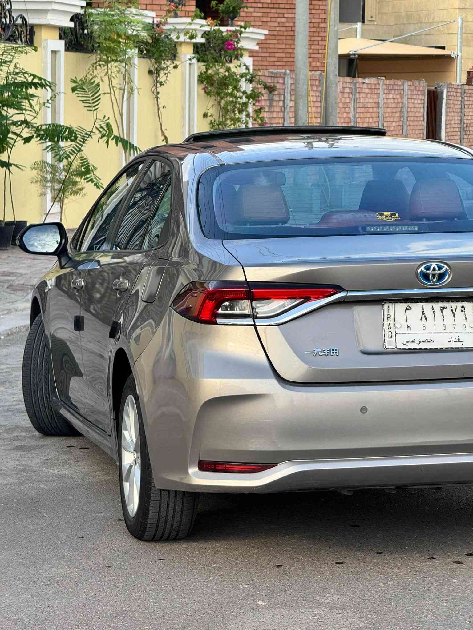 السلام عليكم
كورلا هايبرد خليجي2022 علامة الزرگة باب اول ولون مميز
ماشية 68 الف ميل وياها بصمة اضافية
سيارة بأسمي تحويل ثاني يوم
الجام كله مغلف عازل حراري اصلي
عليها ادامة كاملة من زيت وفلاتر وتايرات 
مواصفات فول
رادار امامي 
اوتو هولد Auto hold
هاند بريك دگمة 
بصمة تشغيل وبصمة ابواب
تحديد مسار 
كروز سرعة
فتحة سقف
اشارة مري 
3 وضعيات قيادة
بدون حادث ، صبغ دعامية خلفية فقط ، وملاحضات بسيطه
بيها رصعات ثنين اقل الشبر بالجاملغ الخلفي ممصلحة
عليها غرامة 400 الف ينزل من السعر
سعرها 142 ورقة 
مكانها بغداد مجمع نجمة بغداد 
*********** هاتف
