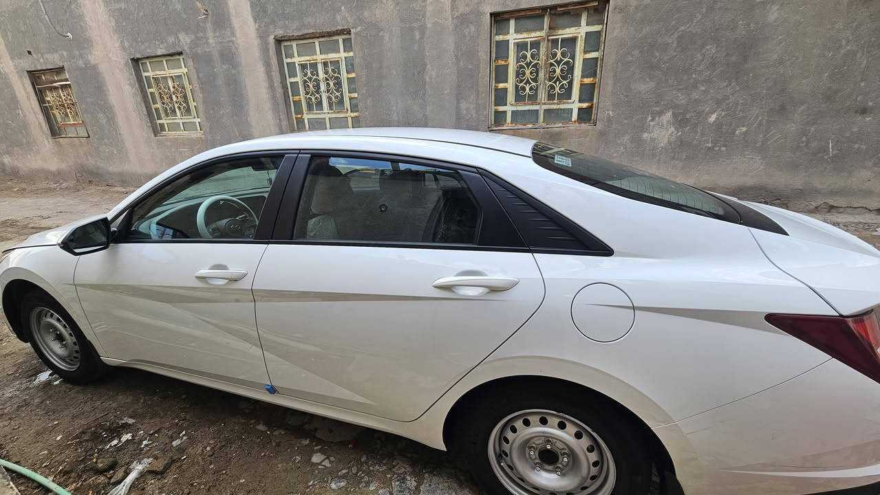 الانترا خليجي موديل21 بيهه بارد اربع أصابع بدايةالجاملق الايمن بدون صبغ والباقي كفالة مكينة كير حدادة كلهن جدد السعر 148 وبيه مجال قليل حك الجية عنوان البصرة /كرمةعلي/***********
