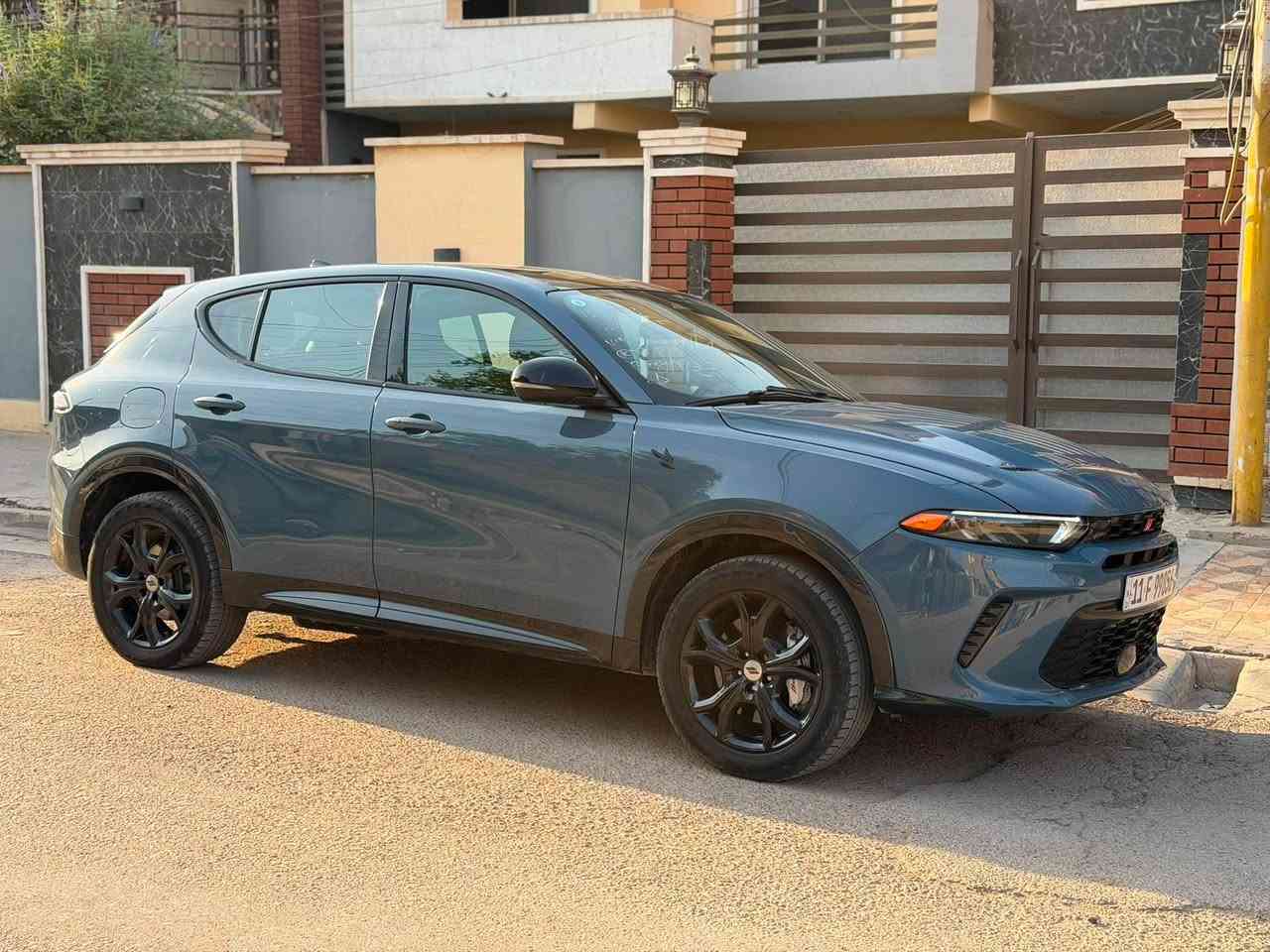 🚘🔥 للبيع دوج هورنت R/T Plus موديل 2024 🇺🇸
Dodge Hornet R/T Plus 🇺🇸
حادثها موجود بالصور جاملغ تبديل بدون ايرباك بدون دواخل 

🔹 بانوراما 
🔹 الفئة: R/T Plus
🔹 المحرك: 1.3L Turbo
🔹 القير: أوتوماتيك 6 نمر
🔹 الدفع: AWD دفع رباعي
🔹 هايبرد Plug-in ⚡🔋
🔹 Paddle Shifters
🔹 وضعيات قيادة رياضية
🔹 داخلية جلد
🔹 مقاعد كهربائية
🔹 تدفئة وتبريد المقاعد
🔹 سقف بانوراما 🌙
🔹 كاميرات وحساسات
🔹 تشغيل عن بُعد
🔹 Apple CarPlay / Android Auto
🔹 إضاءة LED
🔹 جنوط رياضية

📍 الممشى: 36,000 كم
💰 السعر: 175 ورقة 💵

📞 للاتصال: ***********
