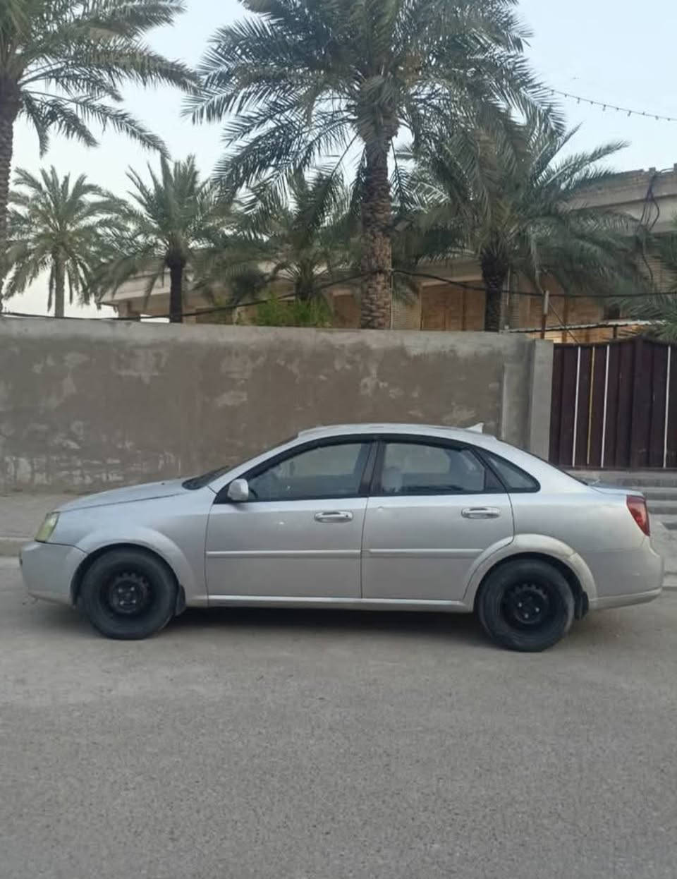 🚗 للبيع أوبترا 2006 – رقم بغداد
📍 بغداد / الدورة
📄 السيارة باسمي، والبيع تحويل مباشر

🔹 أوتماتيك
🔹 التبريد شغال
🔹 السيارة كاملة وما بيها أي نقص فقط اشياء راح اذكرها.
🔹 أبيعها صبغ حزام بدون دواخل
🔹 بيها 5 قطع رش صبغ، بسبب طخطخات خفيفة وآثار الجراد
🔹 الجراد خفيف بالبنيـد والقمارة والجنطة

⚠️ السيارة بيها تفتفة/تذبذب بالرون عند بداية التشغيل لثواني وبعدها تستقر، وتحتاج فحص ضفيرة كهرباء المكينة أو الحساسات.

❄️ أكو ترسبات بالفريز، والتبريد شغال، ويحتاج تبديل/تنظيف فريز حسب رغبة المشتري.

💰 السعر: 50

📞 ‏‪***********‬‏  . واتساب
