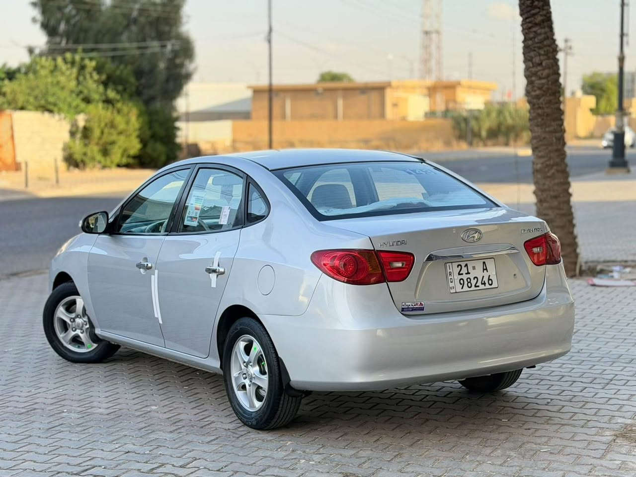 سلام و عليكم 
( للبيع فقط بدون مراوسه بدون اقساط)

النتره موديل ٢٠١١ خليجي 

مصفات دكشن عالي. ويل كروم  كاميره  كير اوتماتيك جام كهربا  قفل مركزي  كوشن جك  ايشاره بل مرايه  يدات نيكل 

سنويه جديد لحد ٢٠٣٠ رقم سليماني دولي  هزه و فحص براد كل جديد 

كير محرك بشرط لا صرف لا صوت لا بخار 

سياره بي ٢ قطعه صبخ بدون جكه دواخل 

سعره ٨٩ بي مجال كلش قليل 
*********** كركوك, العراق
