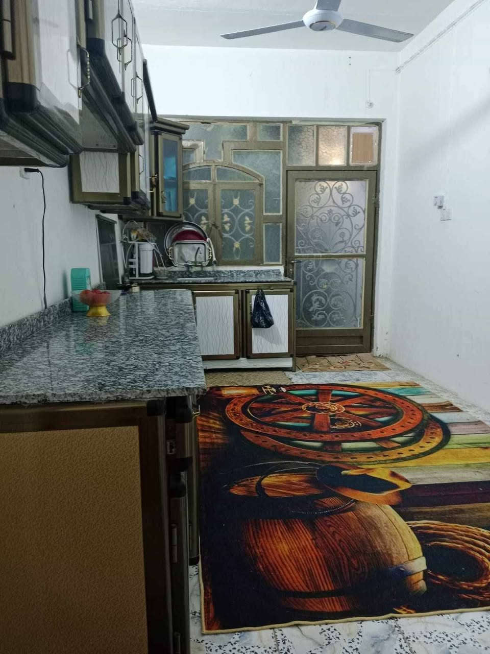 بيت للبيع شارع علكم قرب اسواق جكليتة المساحة (110)م مربع استقبال وصالة ومطبخ وغرفة وتخاريخ داخل وخارج البيت اساس صب بناء طابوق  السعر (33) للاستفسار اكثر 
اتصال بالرقم (***********) او مراسلة الصفحة
