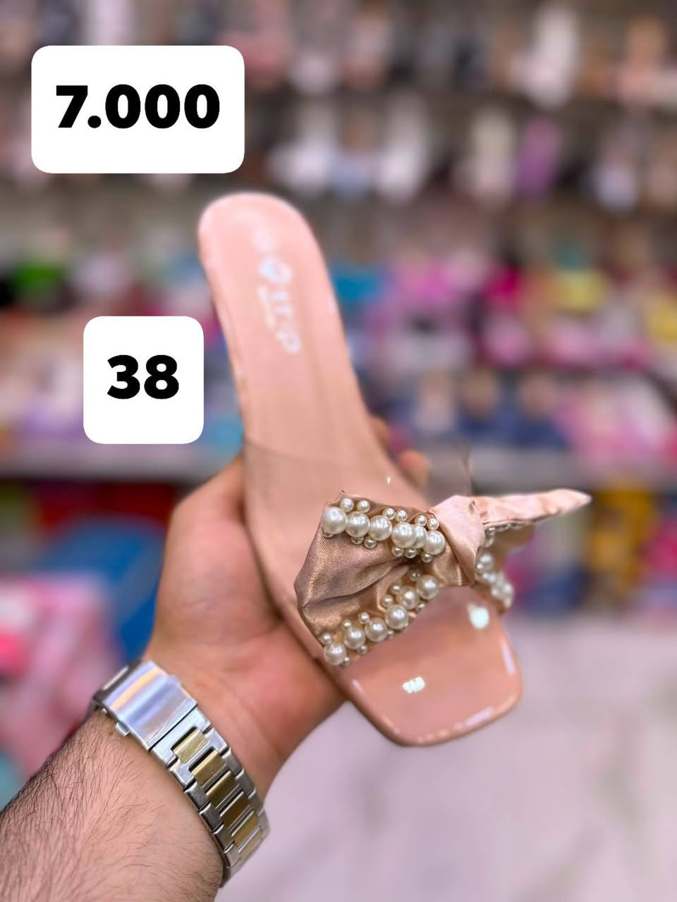 وصلتنا $   ، موديلات جديدة مختلفة 😍
أحدث الموديلات لـ 2026 
 
✅ تميزي بإطلالة جميلة وساحرة مع (#محلات_فاروق_عمر )

#تخفيضات 
يتوفر شحاطات تخفيضات 
القياسات فقط داخل الصور 
سعر القطعه 7 الاف

🌺 تواصلي عبر الخاص واطلبيه الآن قبل نفاذ الكمية او واتس ***********

العنوان/ الفلوجة  شارع كراج الفورتات خلف الحديقه العامه قرب___ مول الوليد___
تتوفر خدمة التوصيل لكل العراق ب🚕
إلى بغداد خلال 24 ساعة - وإلى المحافظات خلال 48 ساعة
