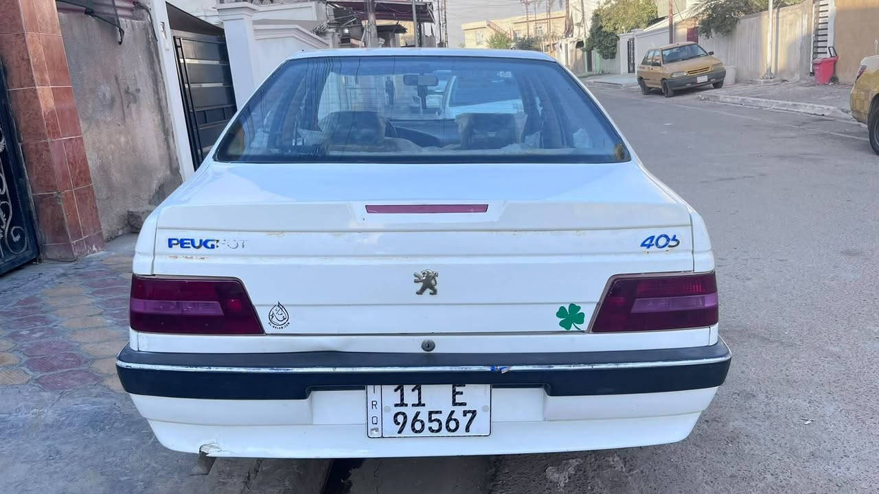 بيجو لميس خصوصي موديل ٢٠١٣
ضربة جاملغ امامي وجاملغ
 خلفي سيارة نضيفة ومحرك نضيف سنوية جديدة 
سيارة بيهة نقوصات خفيفة وبسيطة 
السعر 43 وبيهة مجال للشراي 
المكان بغداد البياع بيع مستعجل
الاستفسار الاتصال علئ هذه الارقام واتساب او خط 
***********
***********

