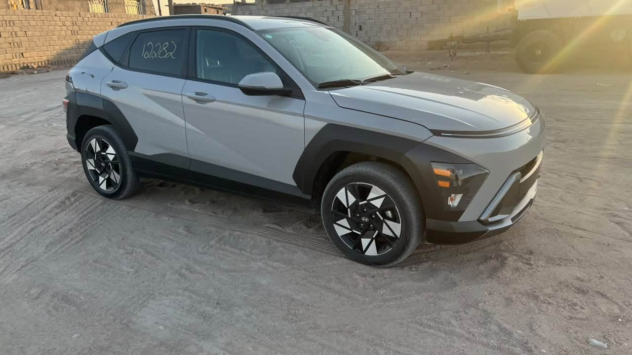 مكلف بالنشر  السلام عليكم هونداي كونا موديل 2024  فئه  HTRAC SEL بأسمي بدون رقم تبديل بنيد فقط وجاملغ امامي فقط صبغ وجاملغ الخلفي صار بي بارد  بدون دواخل ماشية 19الف ميل سيارة لون اسمنتي مكينة 2000 دوش 
المكان البصرة المدينة 
***********
• كير تعليك وشفتات بالستيرن
• شاشة كبيرة متصله
• نقطة عمياء  واشارة بالمرايات
• كاميرا خلفية وعرض
•تبريد امامي خلفي
•تشغيل عن بعد 
• كرسي كهرباء وتدفئة
• رادارات امامي وخلفي وجانبي
• مثبت سرعه ومانع انزلاق
• بصمة تشغيل وابواب
• شحن وايرلس
 • هاند بريك بصمة
• نظام قيادة ذاتية 
• اضوية اماميه وخلفية زنون LED
 • ويل قياس 18 تخم تاير
