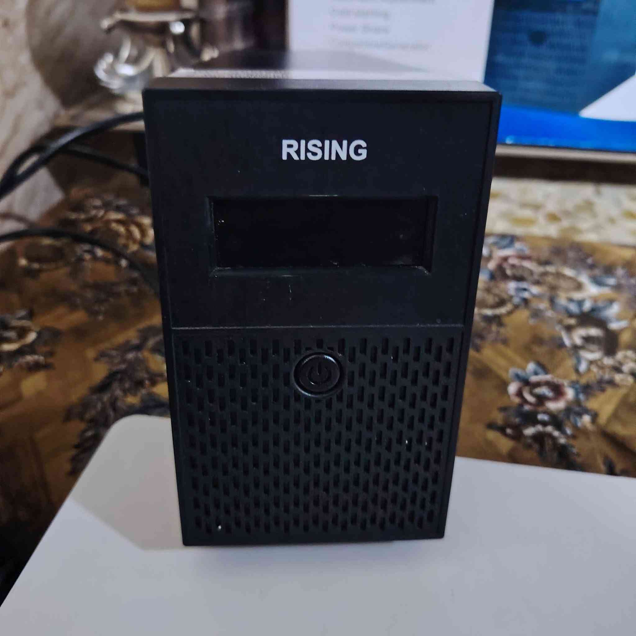 بلي فور مهكر باندل ابيض 512g استعمال شهر ما مفتوح ولا طاب مصلح نضافه 95٪ بعدو باله مع يو بي اس 850 رايسنگ احدث نوع اشتريتو 45 الف ومع ثلاث يدات اثنين تجاريات وحده اصليه الاصليه بيها مشكلة لاز الا مصلح السعر 350الف للمراسله تفضل خاص او مراسله واتساب على هاذا الرقم ***********
