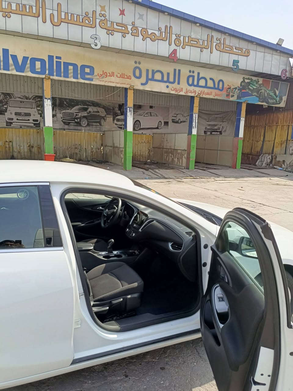 السلام عليكم ماليبو للبيع مديل 2023معوقين بصره بيها بنيد وجاملق والباقي كفالة السعر 113وبيها مجال الاتصال ***********
