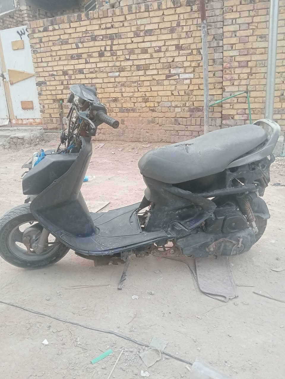 دراجه فراشه لبيع نضيفه  هندر وسلف شغال سعره 175
‏‪***********‬‏
