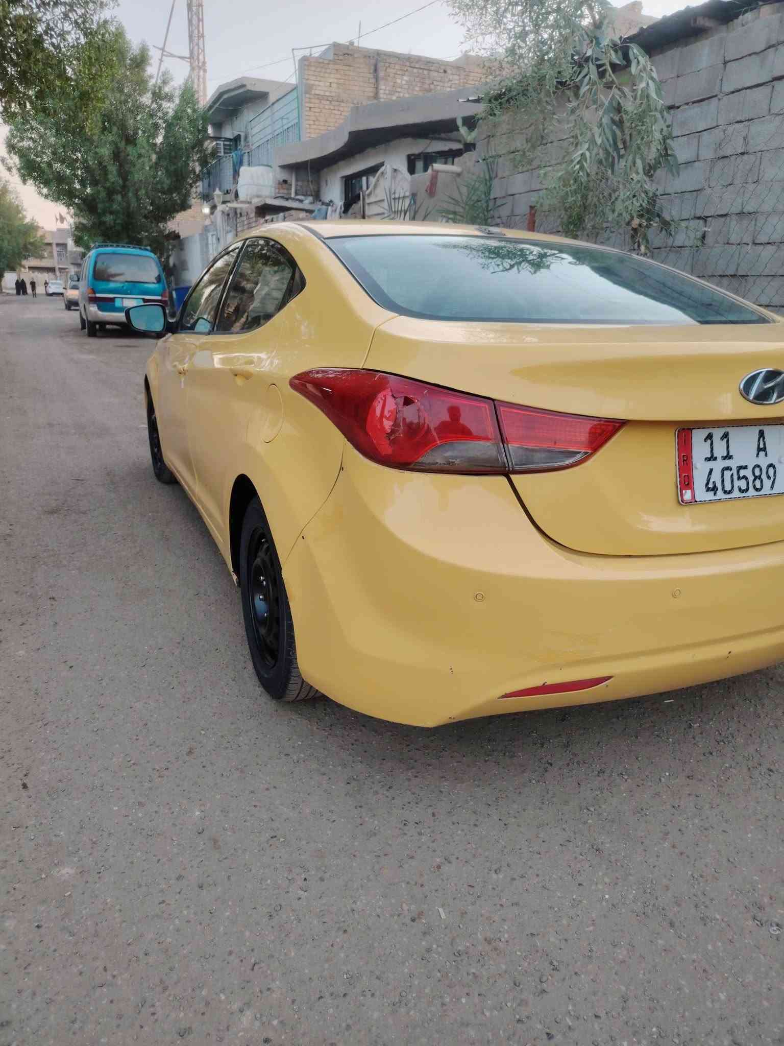السلام عليكم النترا موديل 2013 رقم بغداد انكليزي باسمي حادث جاملغ فقط والباقي ليبل واحد مكينه ١٨٠٠دوش المرغوب مصفره من كلشي تخم تاير سياره مال جناي كبل الشارع المكان بغداد رقم الهاتف ***********
