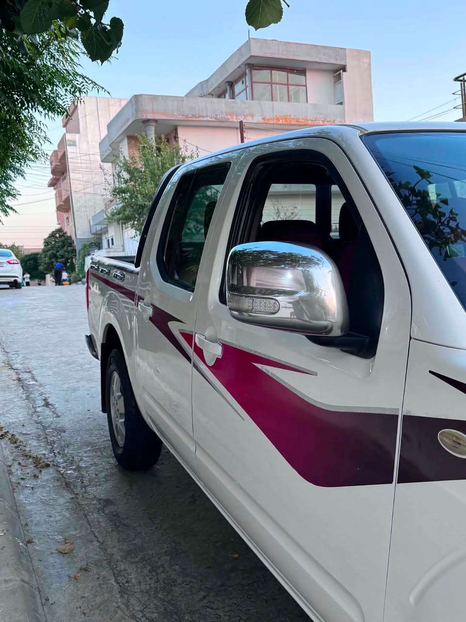 سەرەتابەناوی خوای گەورەومیهرەبان❤️

نیسان ناڤارا. مۆدێل ٢٠١٣ 

ڕەقەمە هەولێر سەنەوی تا ٢٠٢٩ تازەیە 

گێڕوو مەکینەو ئەکسل بەشەرت 

٢ پەڵە بۆیاخی هەیە. بێناو بێ دەعم 
کەمێک ساردی هەیە 

لەدەعامی پێشەوە تادەعامی دواوە بەشەرت 

٤ تایەی تازەیە 

کامل جائیزەو ماڵی دۆستە دووکەڵ سەرف بووخار هەمووی بەشەرت 

شوێن/ پیرەمەگروون 

سعری ٩٥ گەڵاو کەمێ معامەلە
***********
***********
