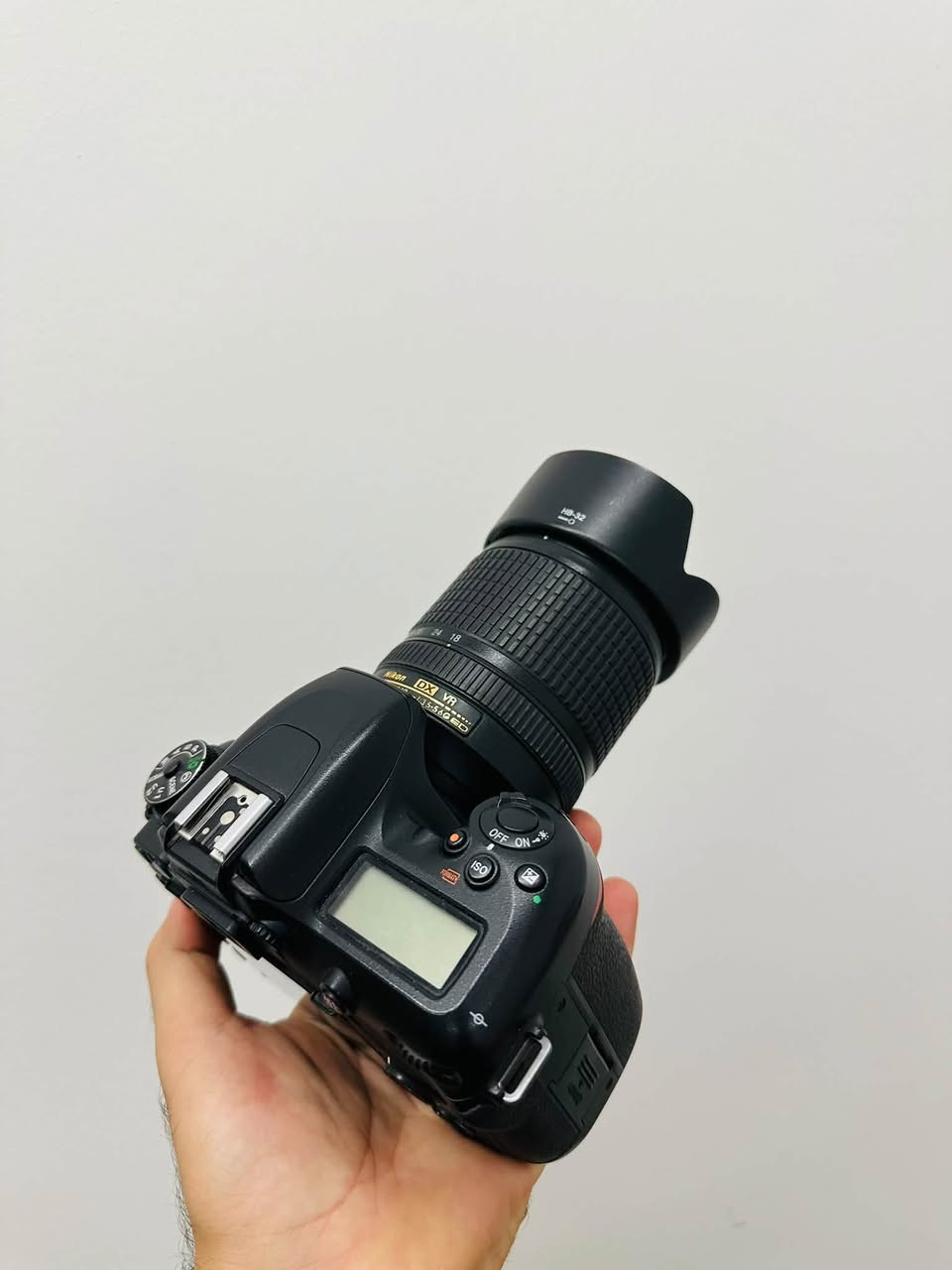 للبيع نيكون D7500
شتر 60 الف تقريبا 
عدسه 18-140 
جنطه وشاحنه وحزام 
السعر 825 الف قفل بدون عمله رجاءاً 
تواصل واتساب ***********
