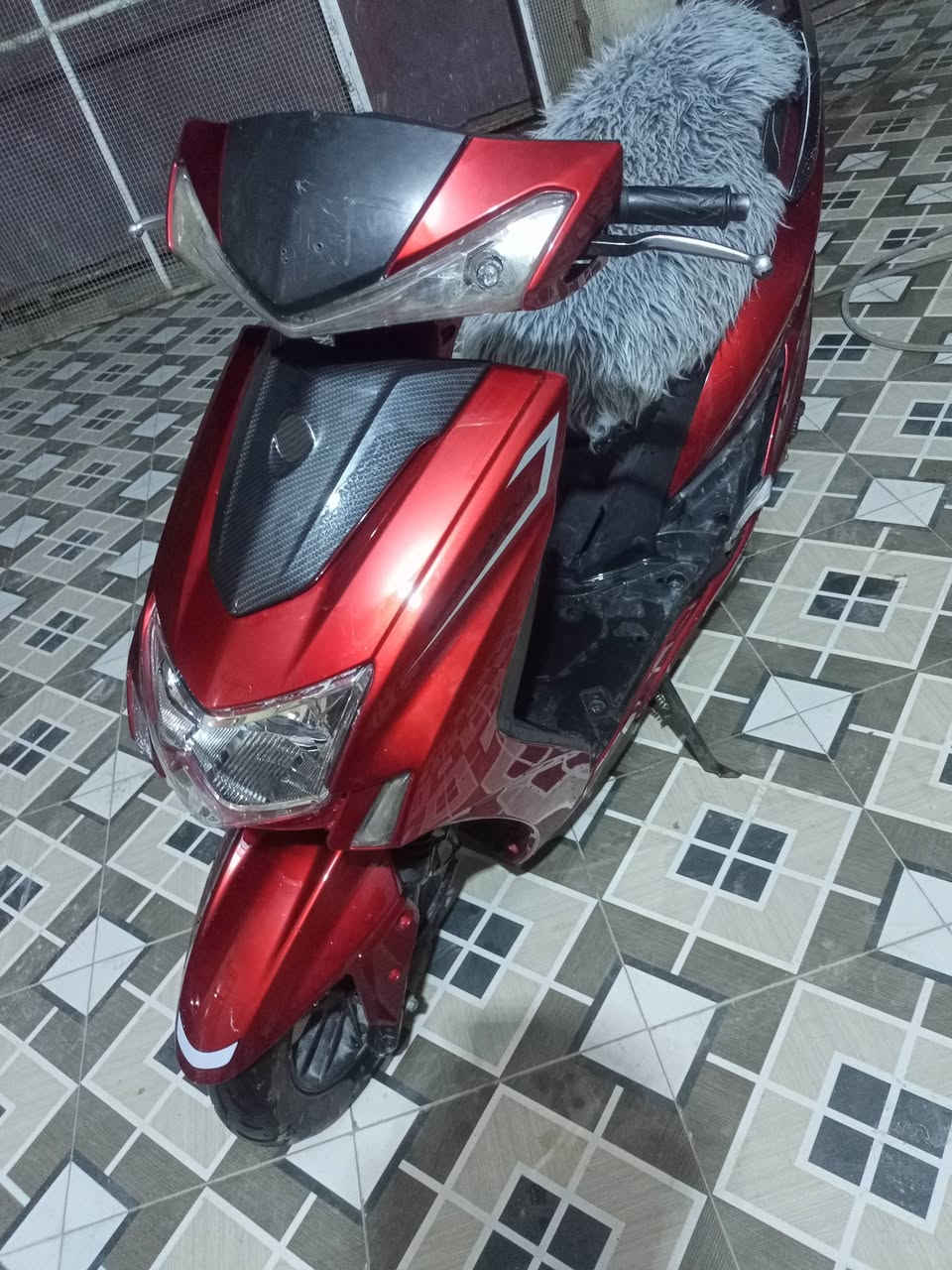 سكنس نضيفه بيه شغلات بسيطه 550وبيه مجال بابل محاويل***********
